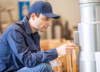 Dennice do zbiorników – czym są i jak je wybrać?