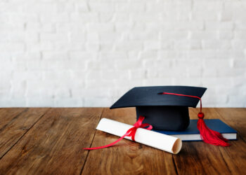 Najpopularniejsze kierunki studiów – jakie są najczęściej wybierane?