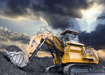 Dlaczego regularny serwis silników hydraulicznych zapewnia optymalną wydajność maszyn?