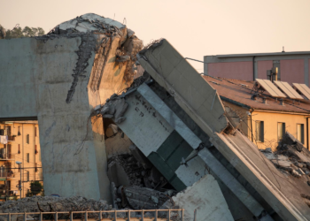 Co należy zrobić przed wyburzeniem budynku?